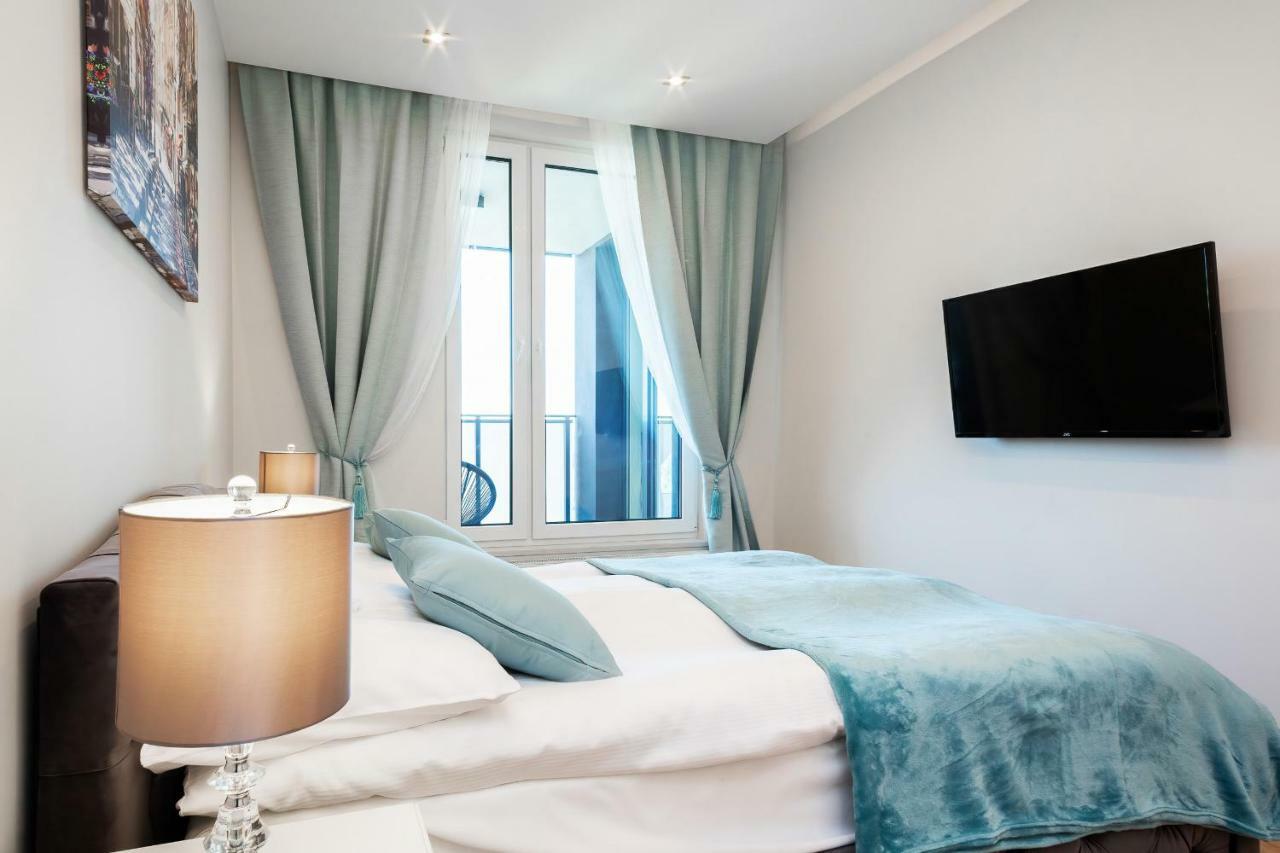 Apartments Aura Sky By Noclegi Renters Warsaw Luaran gambar