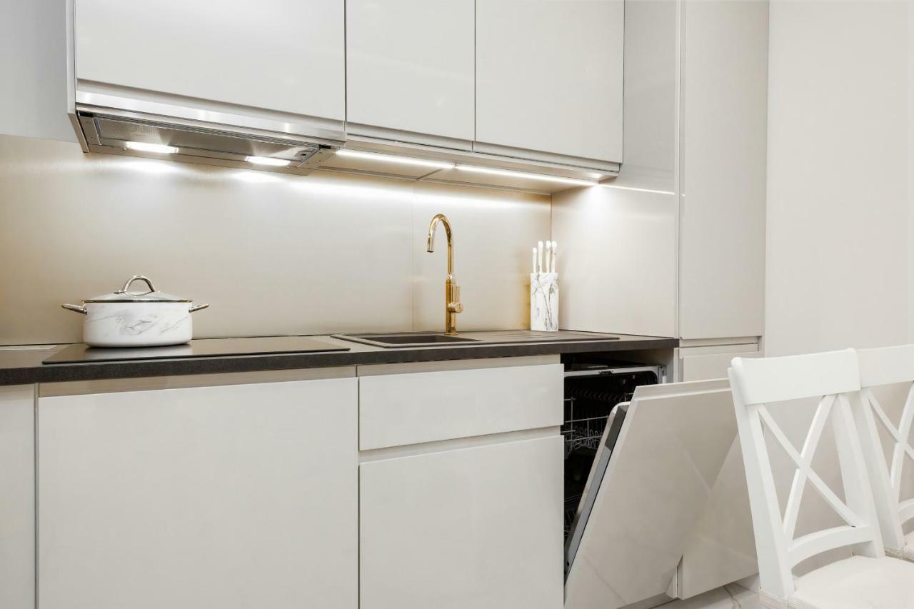 Apartments Aura Sky By Noclegi Renters Warsaw Luaran gambar