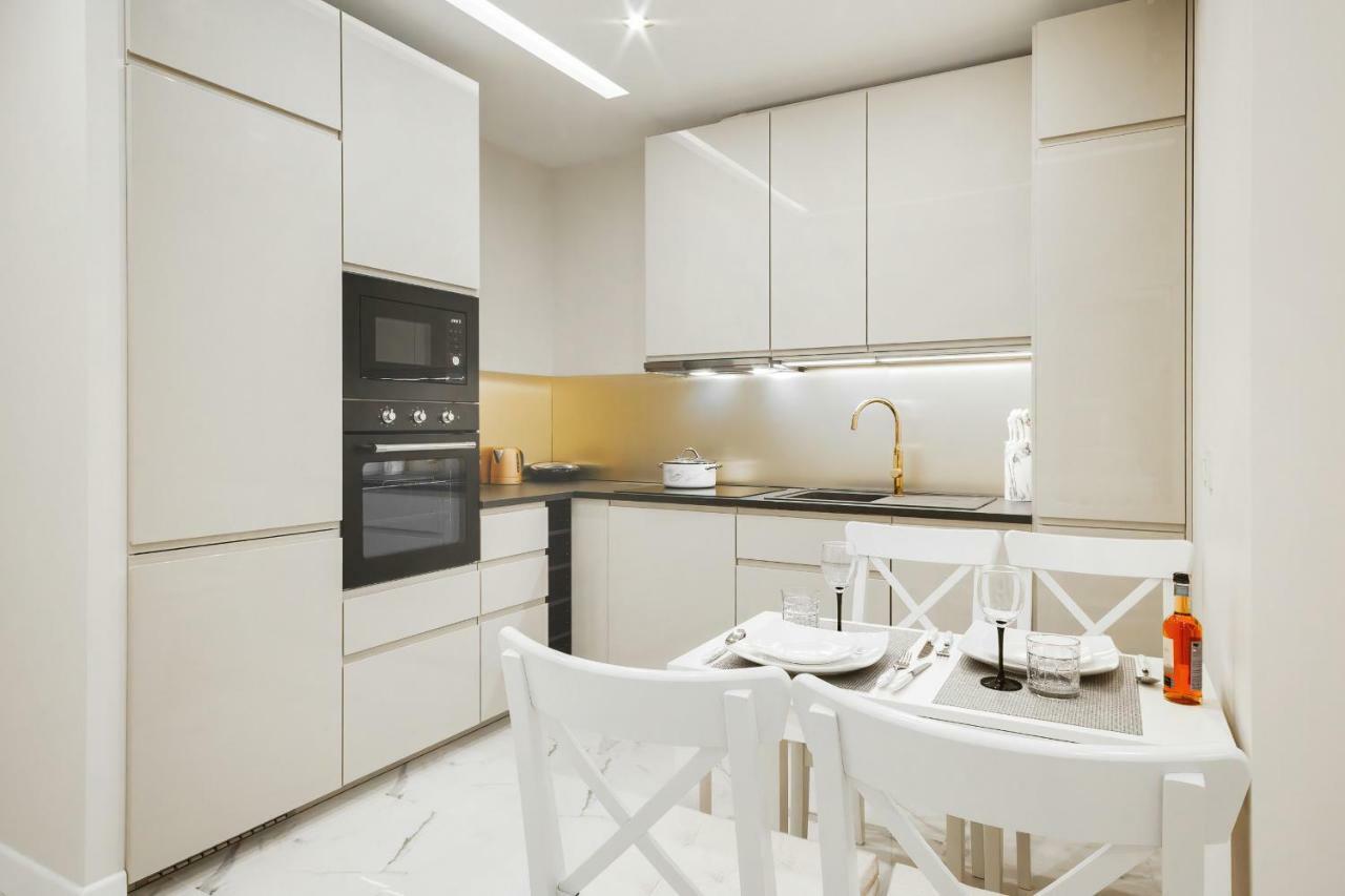 Apartments Aura Sky By Noclegi Renters Warsaw Luaran gambar
